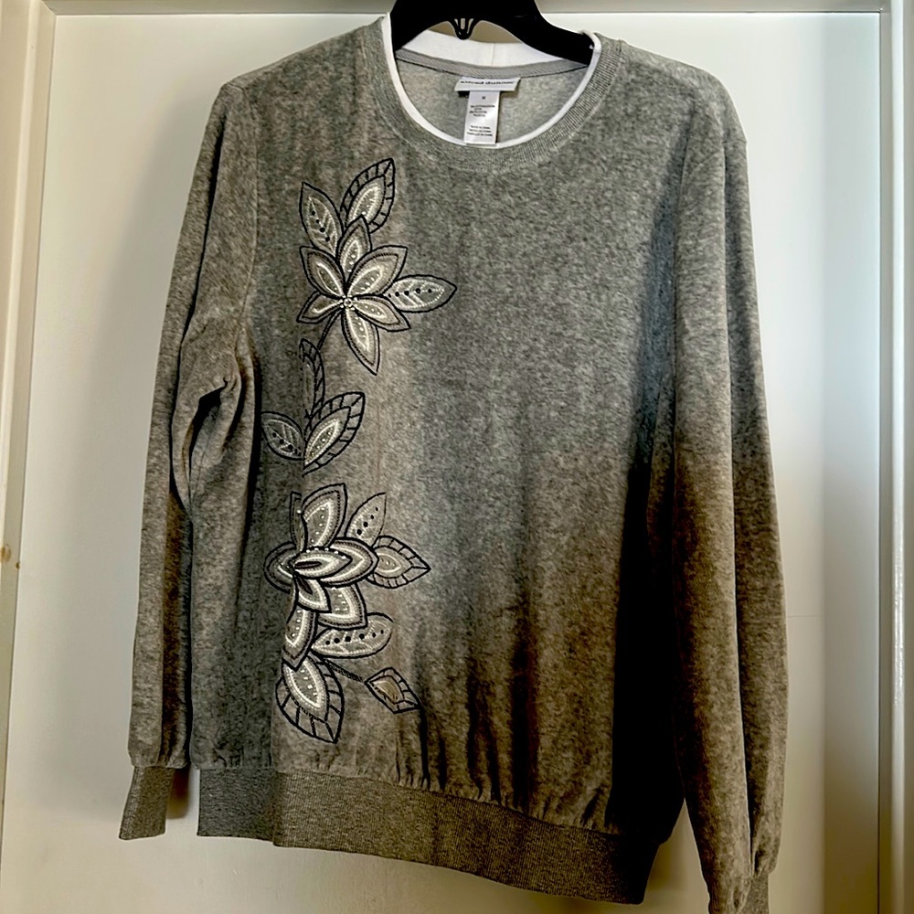 Long sleeve velour pullover with embellishment  floral pattern